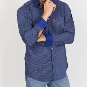 St. Lynn Mens NWOT long sleeve shirt